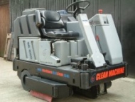 Ride on Scrubber Drier